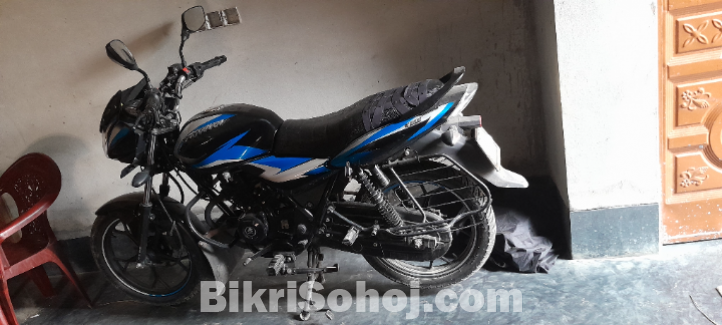 বাজাজ ডিসকভার ১১০ সিসি